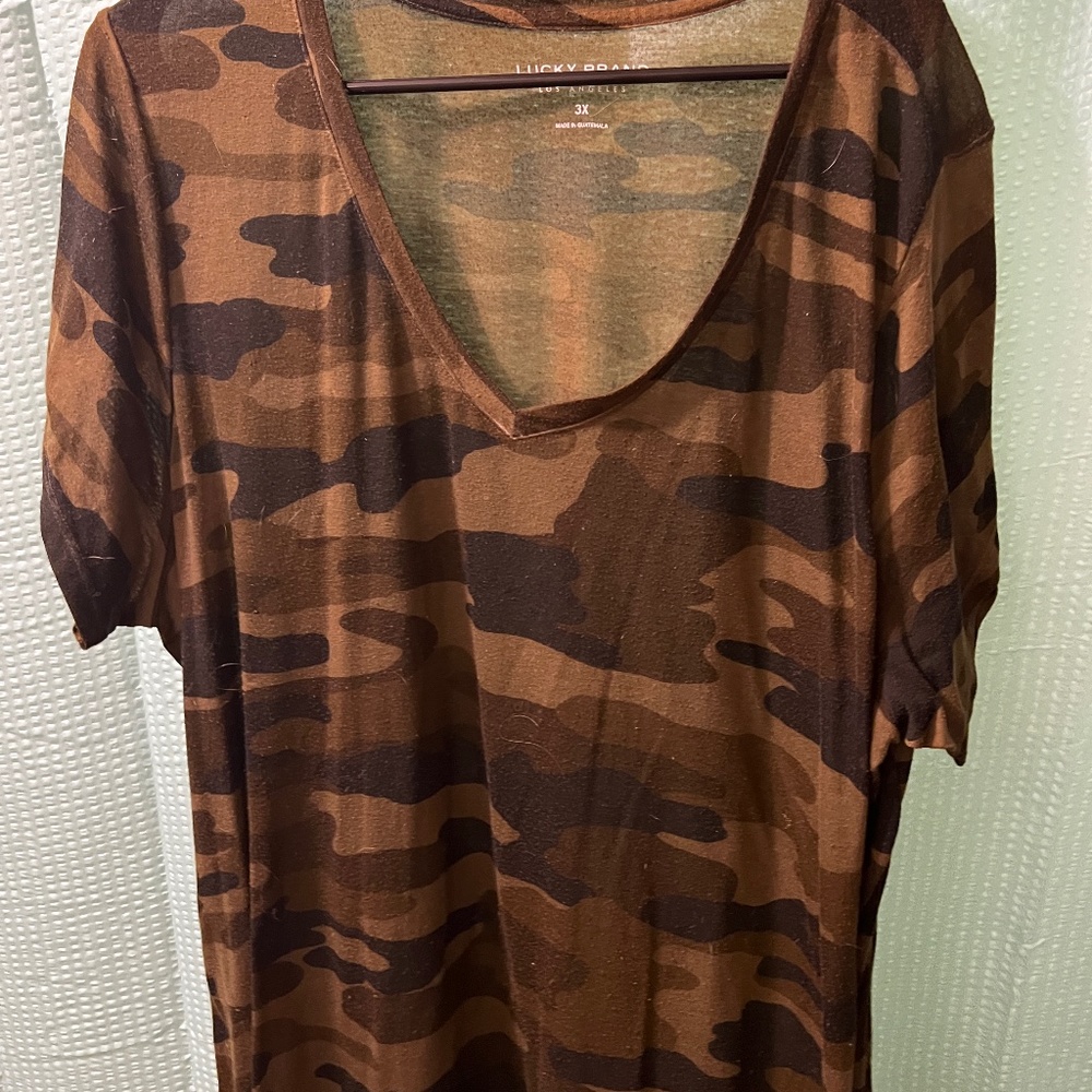 Cute camo sheer short sleeve top